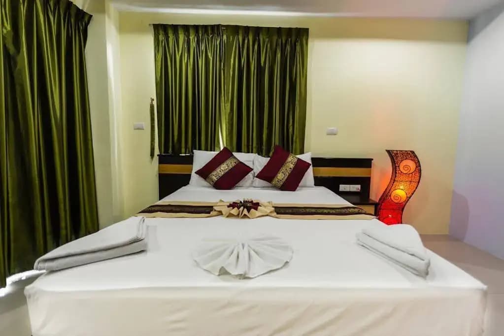 Sutin Guesthouse - photo 13