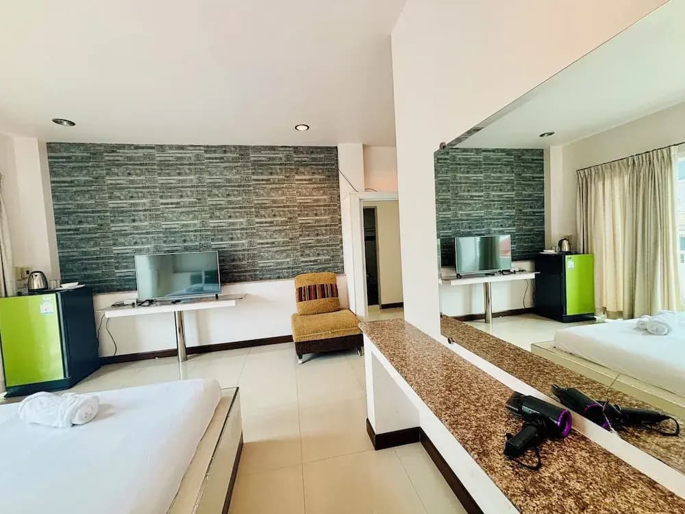 Ree Riverside hotel - photo 3