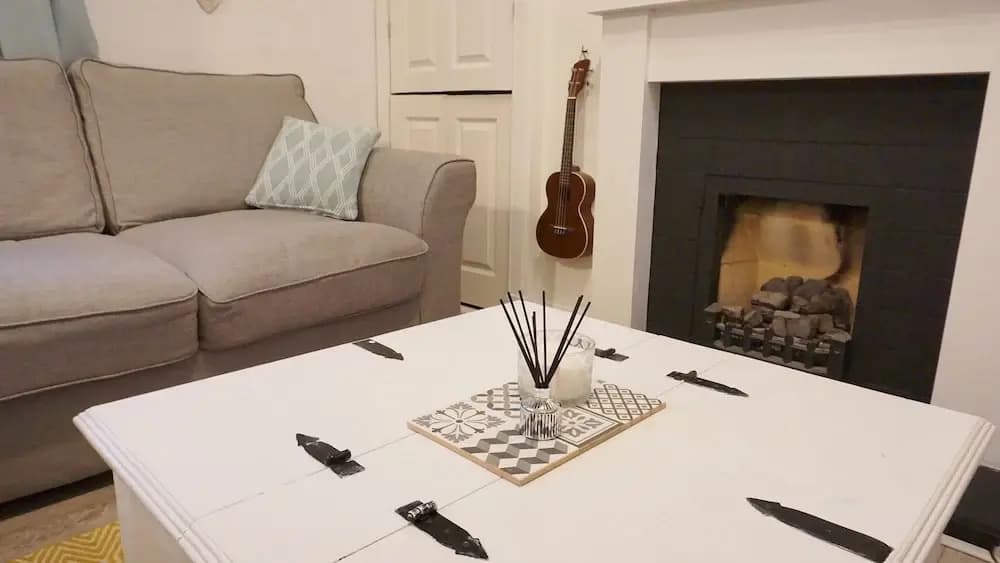 2 Bedroom Flat in Edinburgh With Free Parking - photo 9
