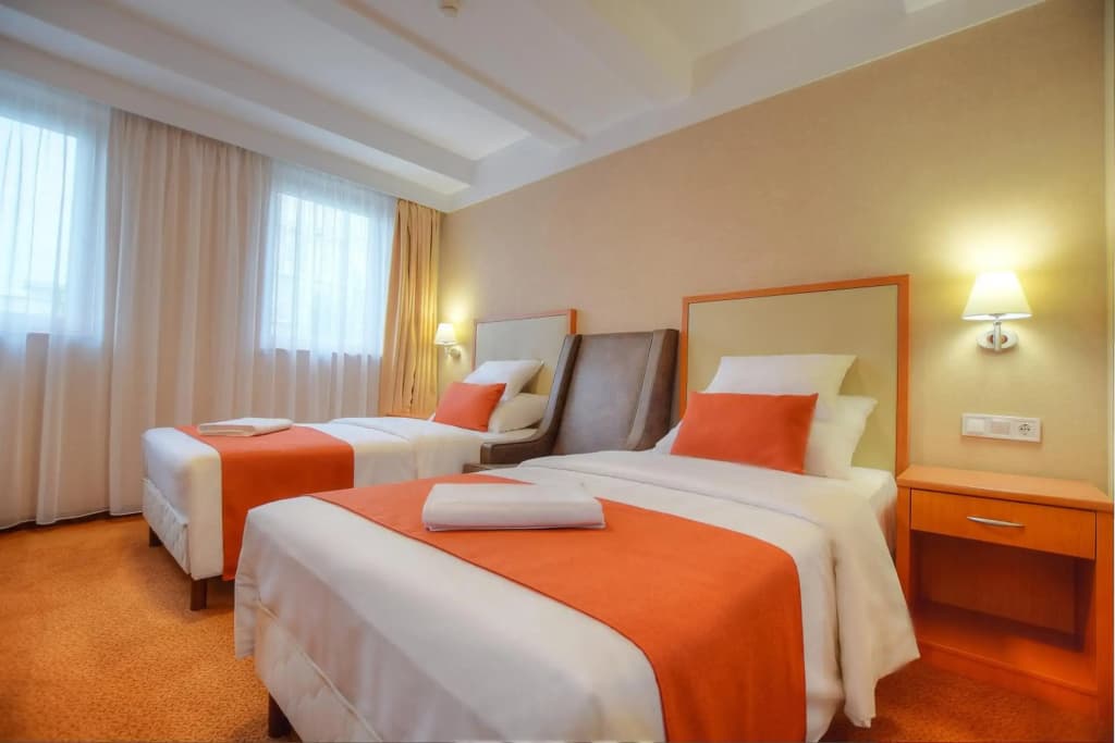 Anna Hotel Budapest - photo 3