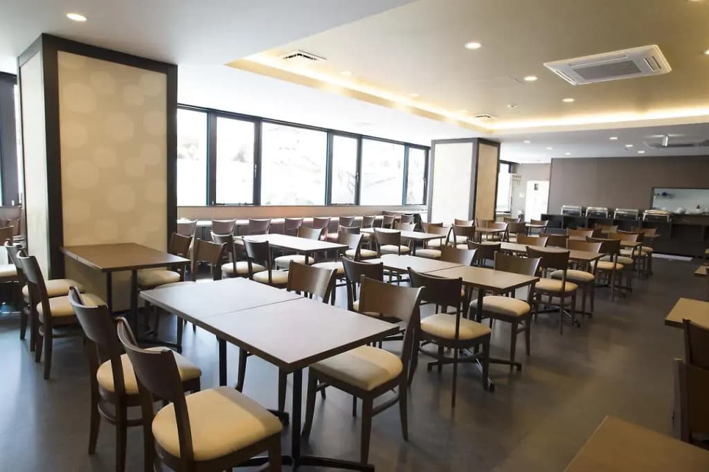 Hotel Lantana Osaka - photo 12