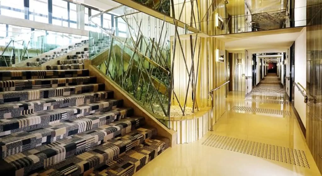 Regal Oriental Hotel - photo 11