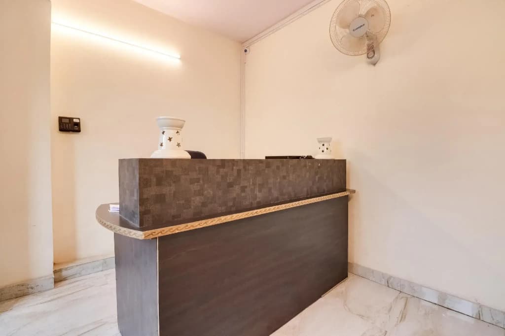Rohini Inn by OYO Rooms - photo 2