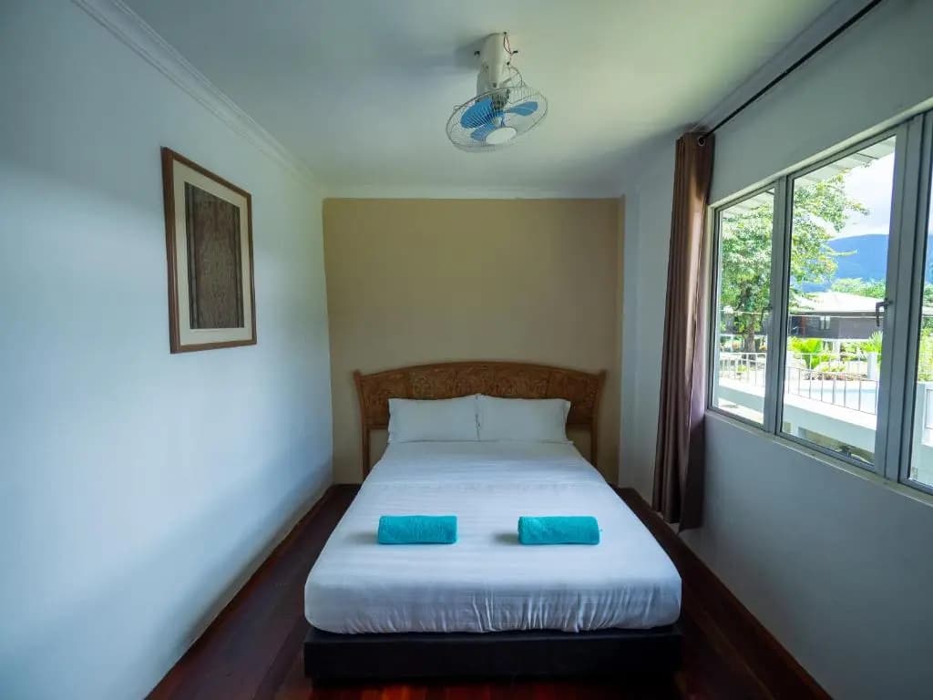 Benarat Lodge - photo 2