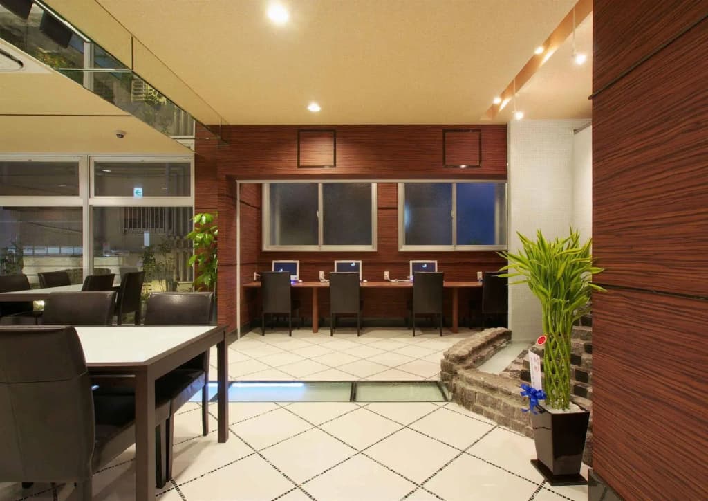 Hotel Chuo Oasis - photo 2