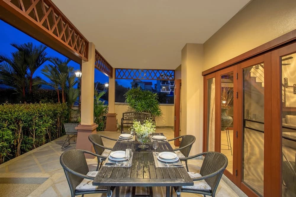 Blissful Villa Felicity with Ample Space - photo 22