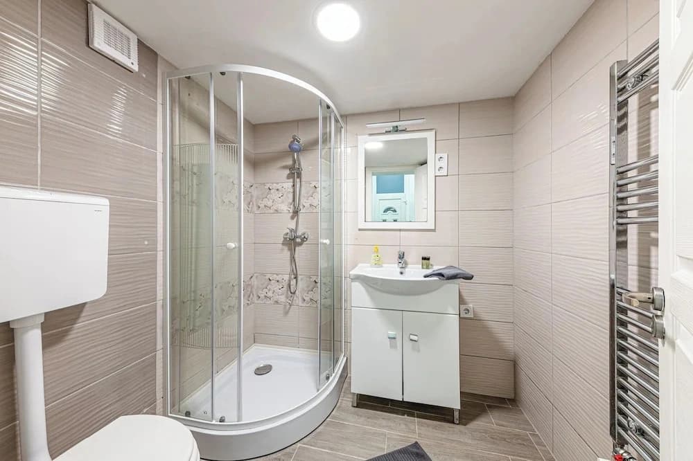 Casa Bella Apartments - photo 9