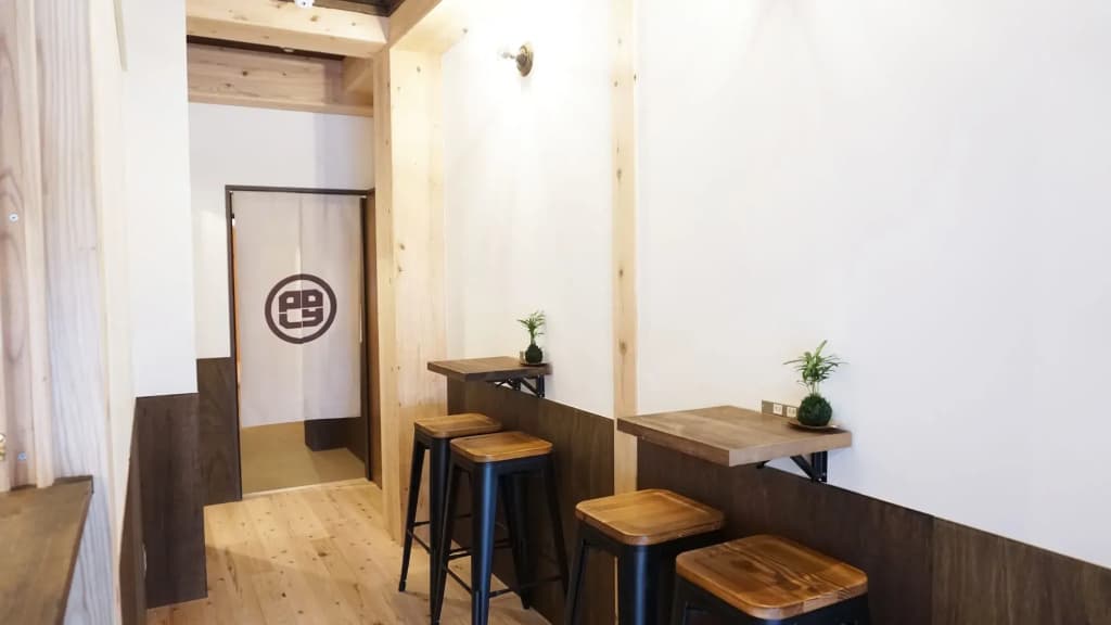 Poly Hostel 2 Namba - photo 14
