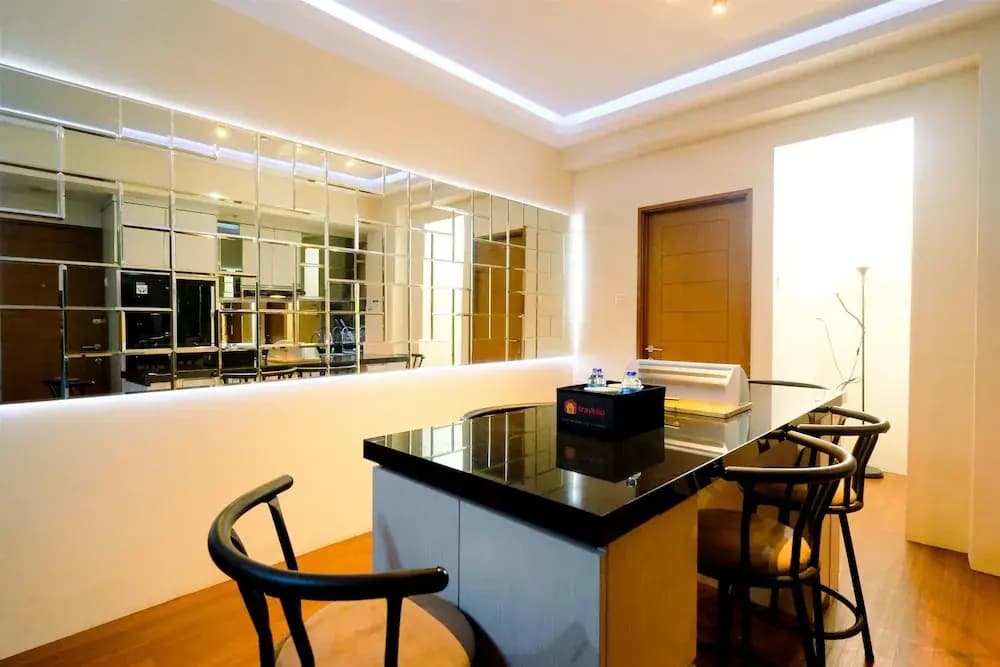 Comfy 2Br Gading Greenhill Apartment - photo 10