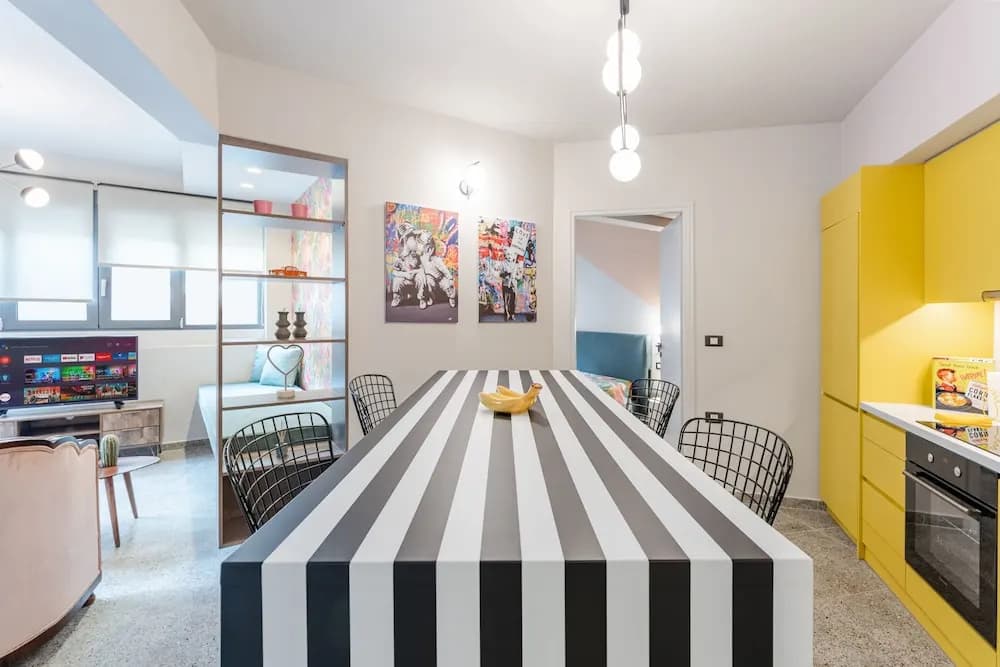 Acropolis Pop Art Apartment - photo 18