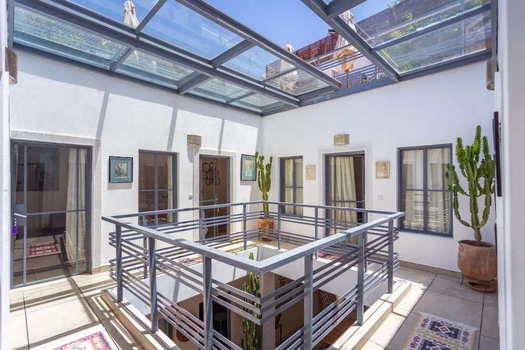 Riad La Sarrazine - photo 1