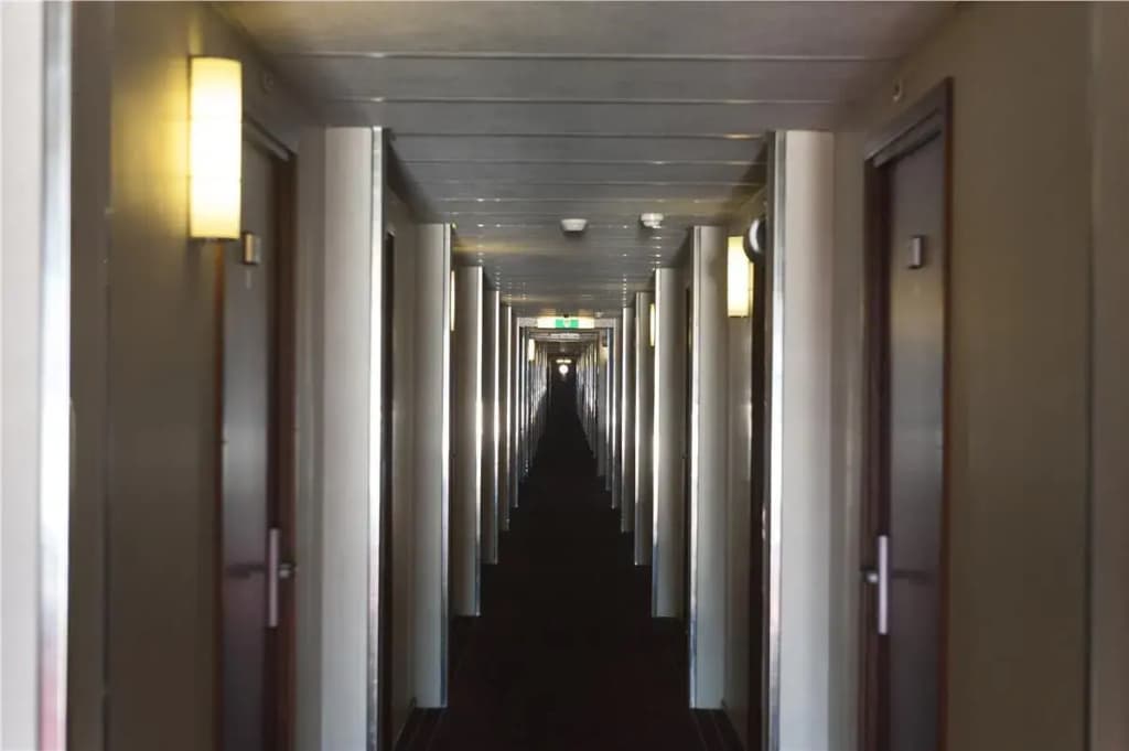 Botel - photo 15