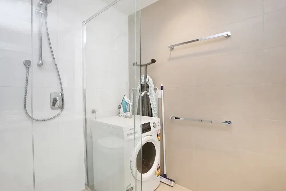 StayCentral on Lonsdale - photo 9
