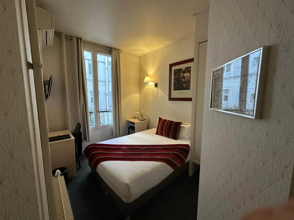 Opera Deauville Hotel - photo 3