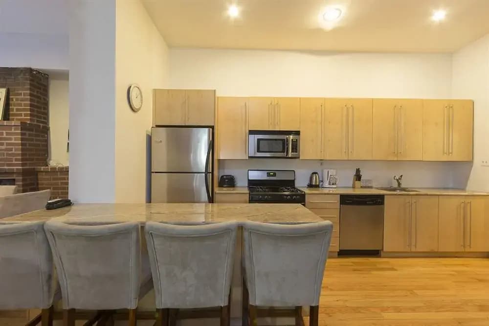 West 46th Street Apartment - photo 12