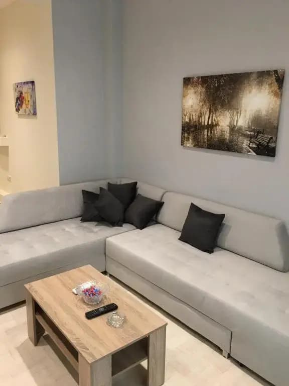 Acropolis brand new 1min from metro! - photo 2