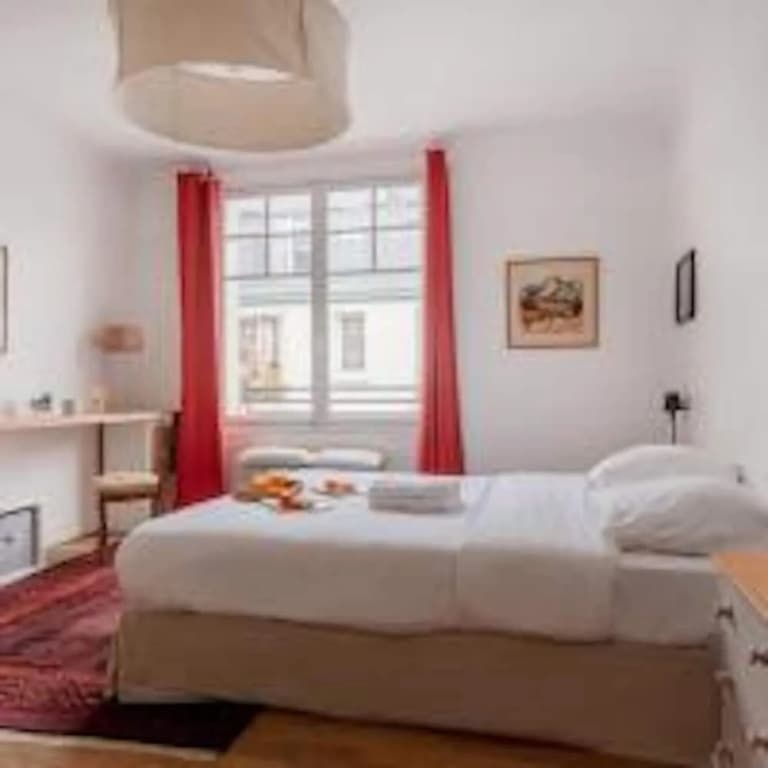Eiffel Tower Saint Residence - photo 11