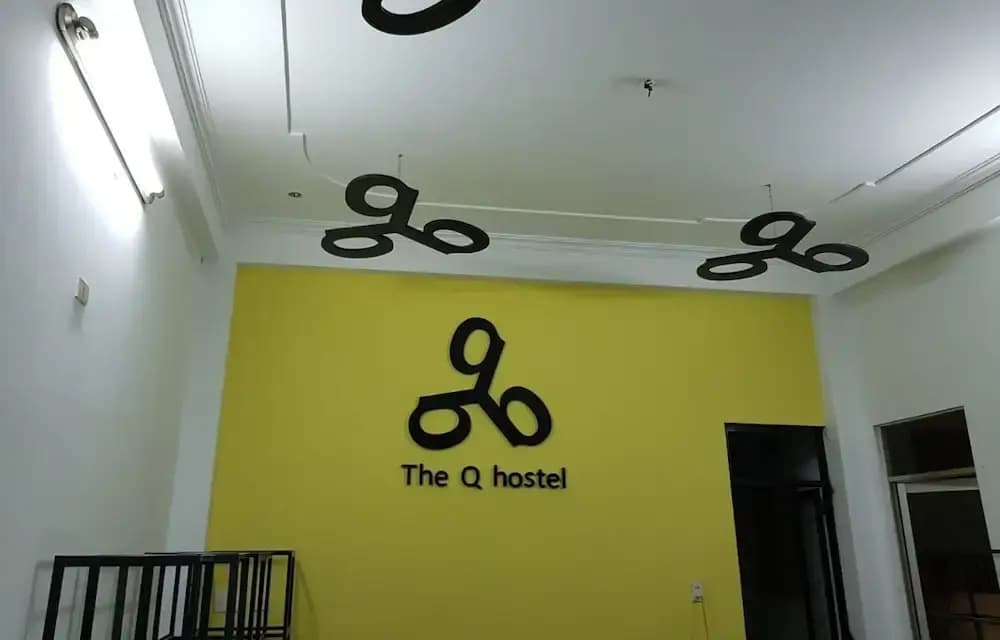 The Q hostel - photo 18