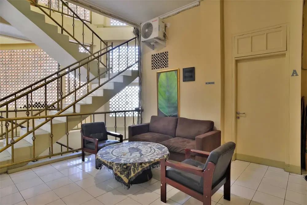 ZEN Rooms Basic Near Pasar Baru - photo 9