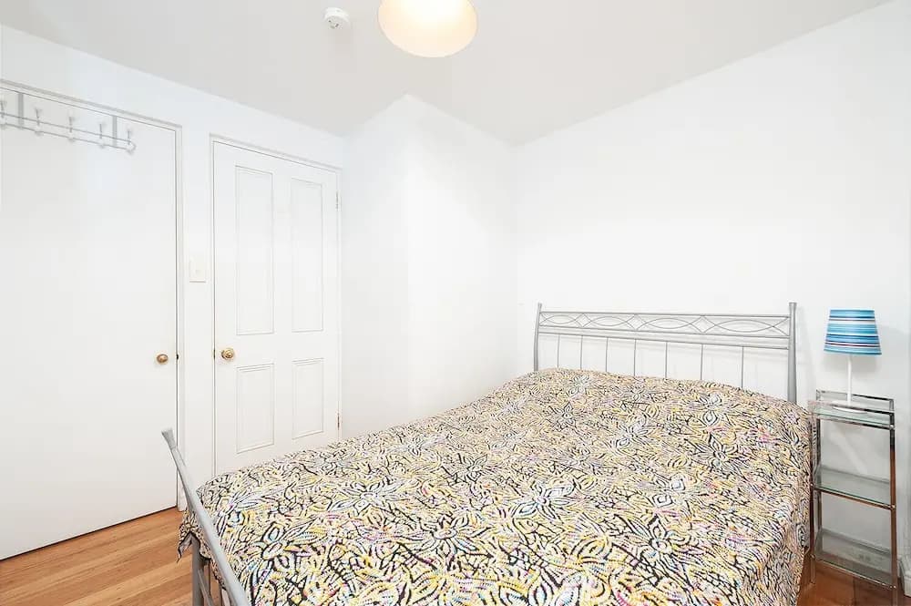 Charming Centrally Located 2 Bedroom Accommodation - photo 4