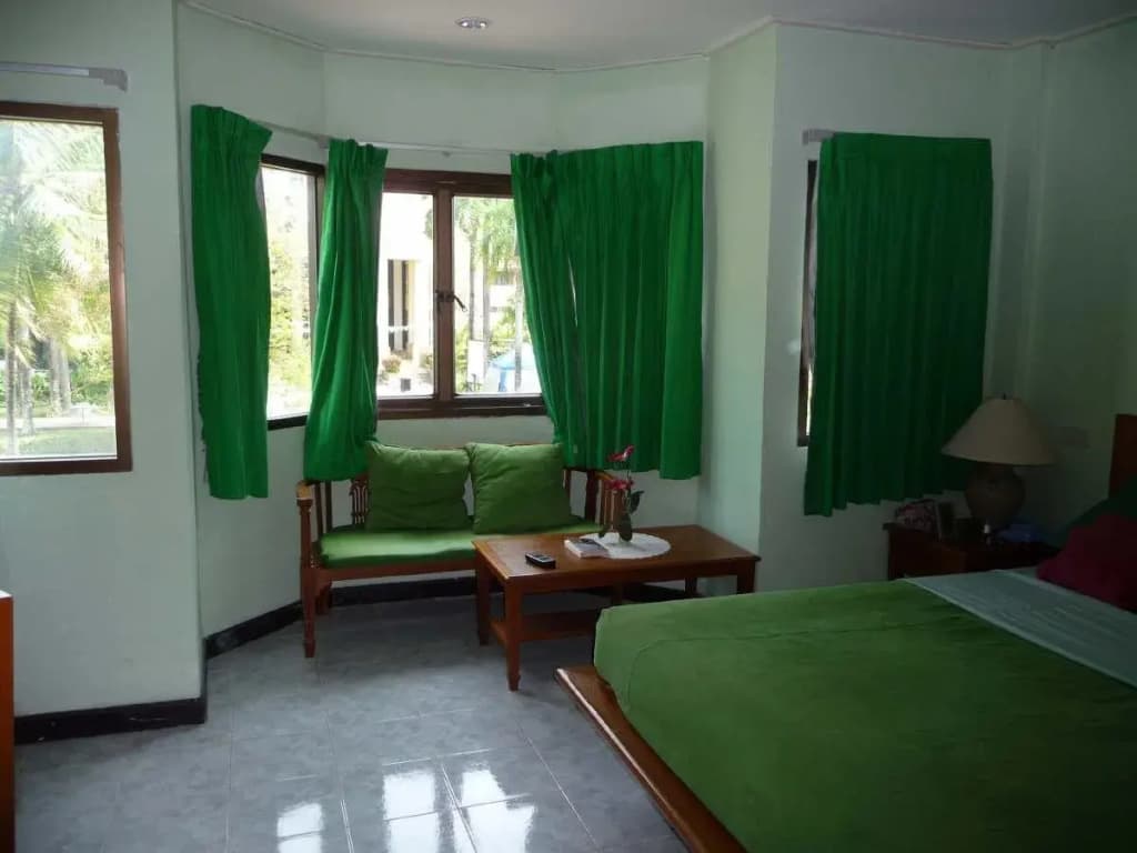 Green Island Guesthouse - photo 4