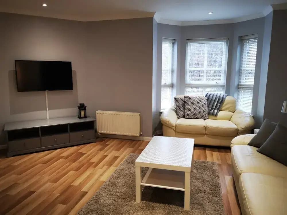 McDonald Road Apartment - photo 6