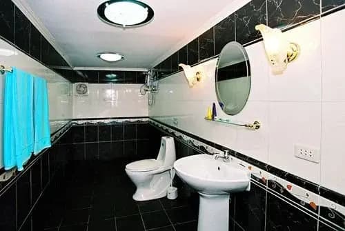Longtail Suites - photo 7