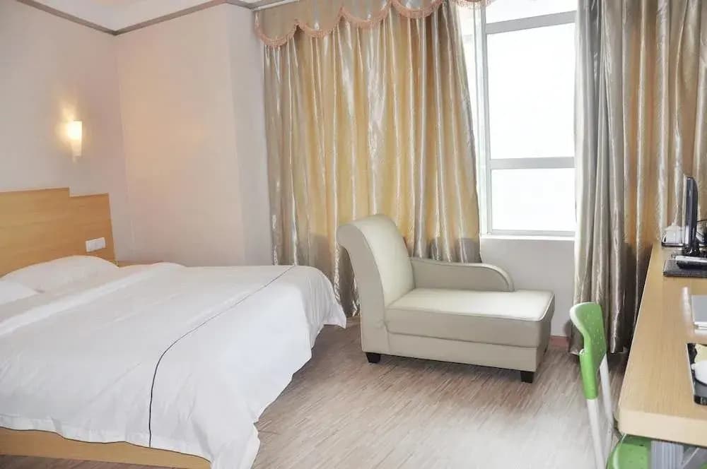 Hitt Express Hotel - photo 6