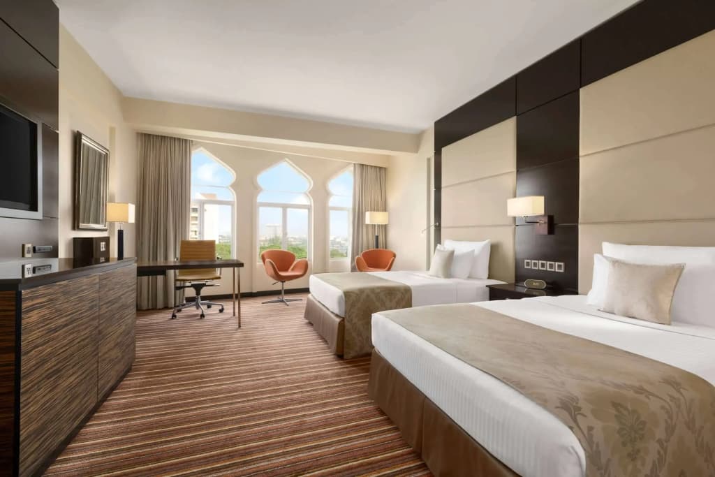 Ramada by Wyndham Colombo Hotel - photo 5