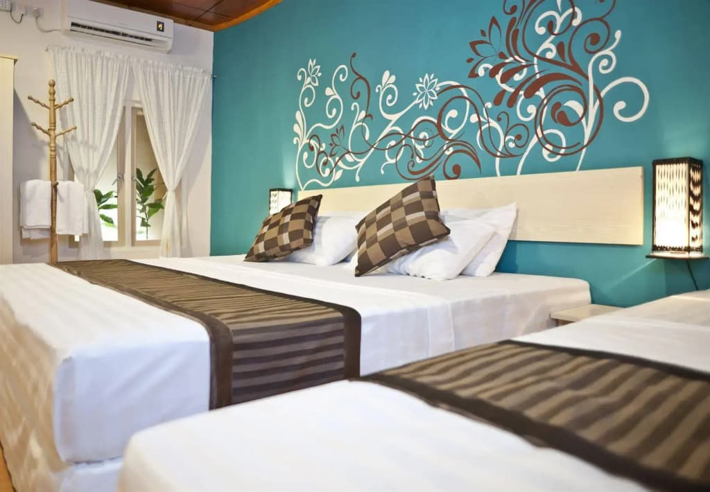 Stingray Beach Inn - photo 2