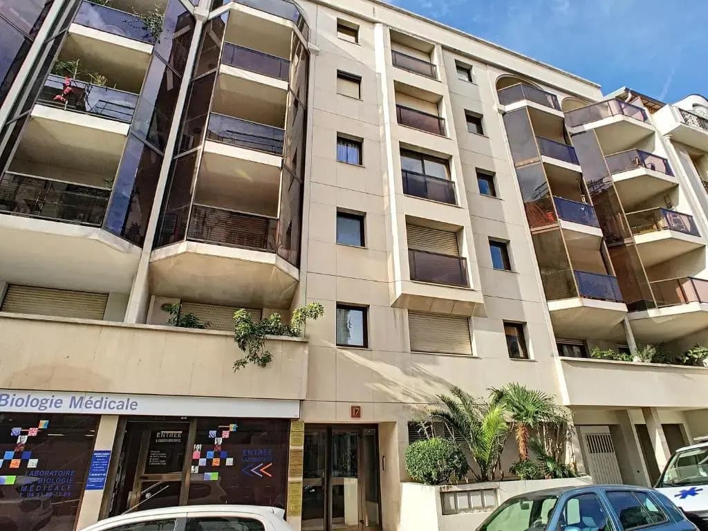 Nestor&Jeeves - RIVOLI PALM - City center - Very close sea - photo 1
