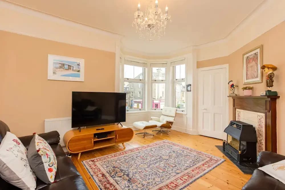 Modern Trinity Apartment In Good Location - photo 4
