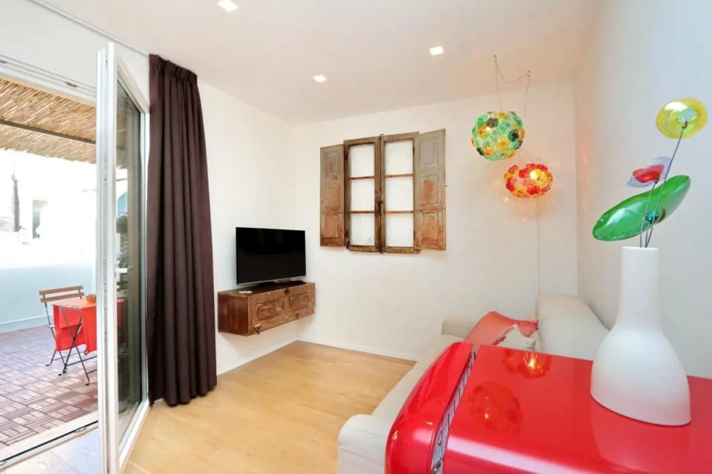 Colosseum Stylish Apartment - photo 12