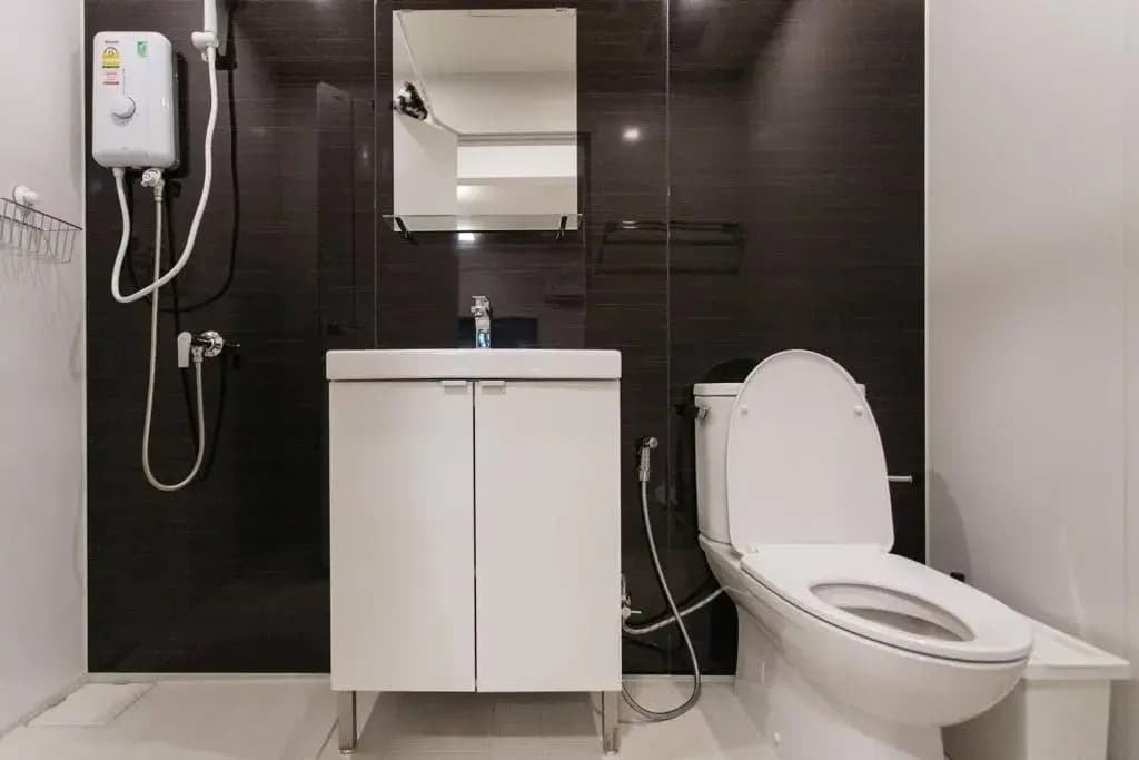 U3 Large 2 Bedroom Full Kitchen Near BTS Udomsuk - photo 7
