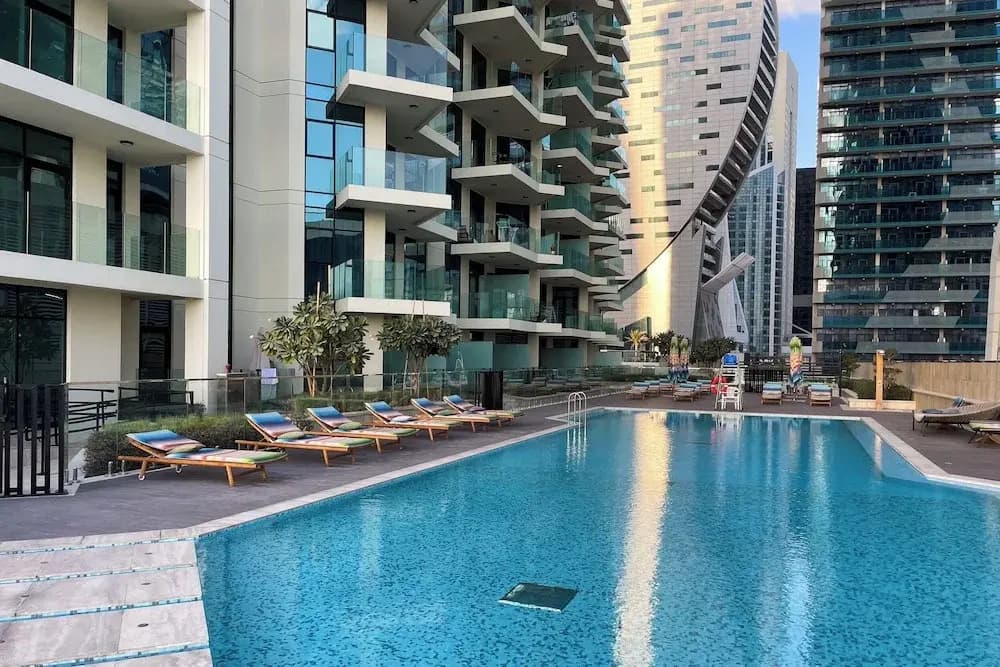 SIMPLY COMFORT Missoni Top Floor with Sea, Canal and Burj Khalifa Views - photo 34
