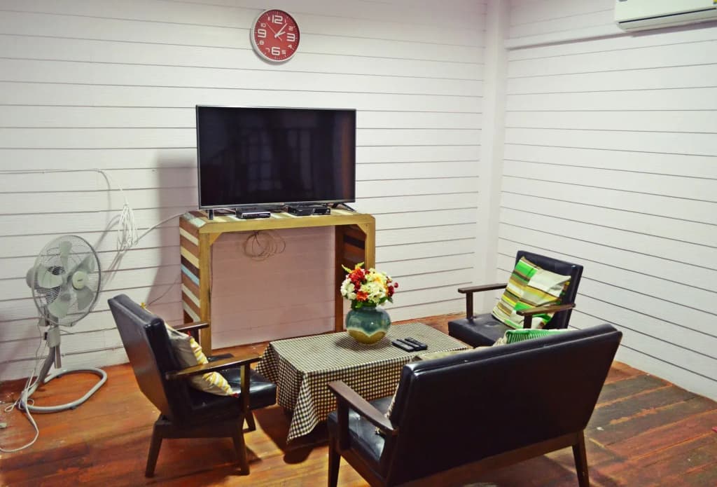 Jade's House - photo 17