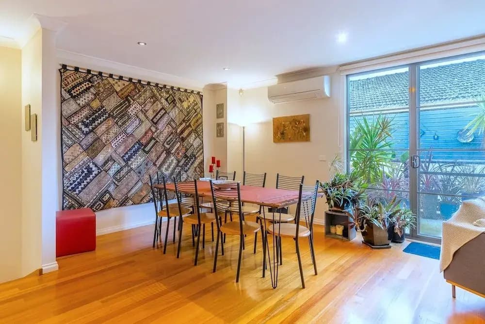 StayCentral - Tranquil Townhouse - photo 16