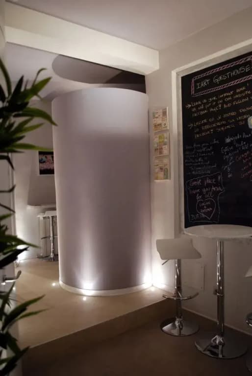 iArt Guesthouse - photo 12