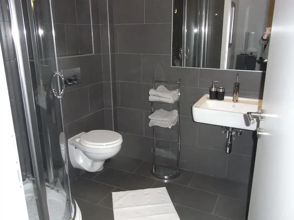 Kunsthaus Apartments - photo 9