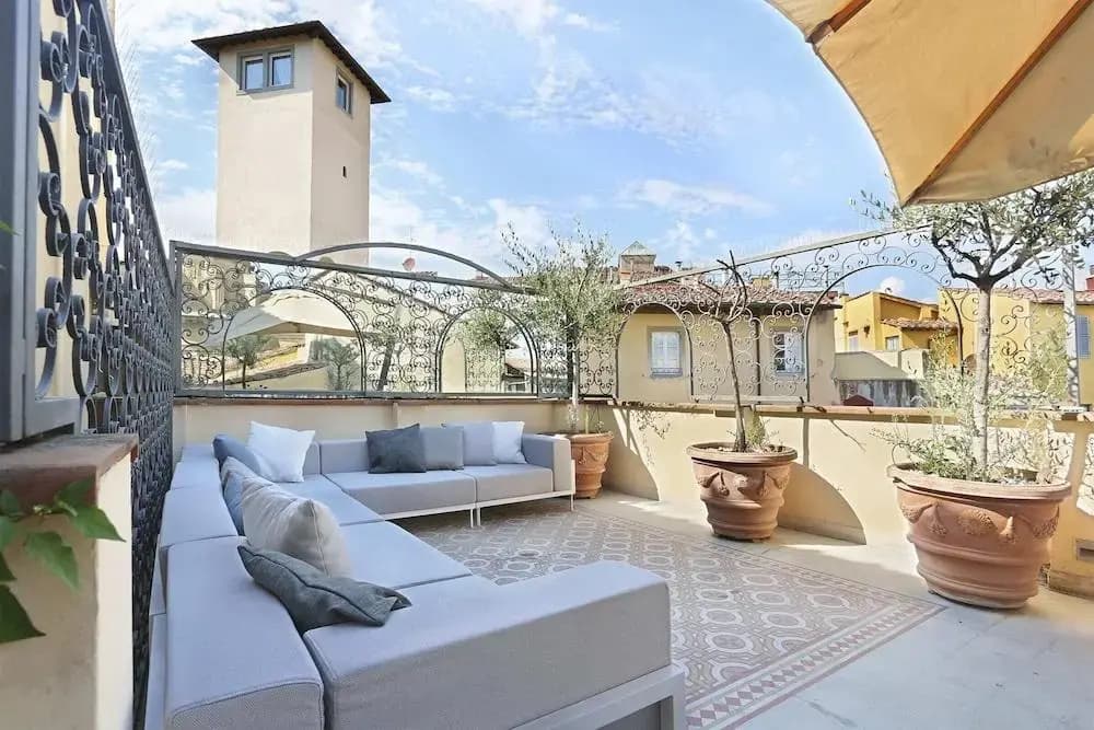 Luxury Apartment in Central Florence - photo 12