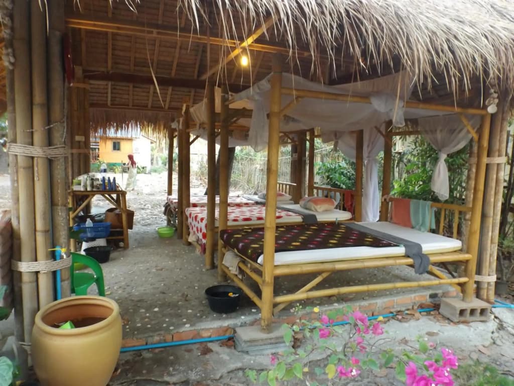 Lanta Long Beach Hostel - photo 17