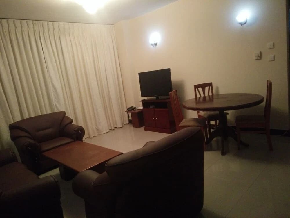 Crescatcity Apartments - photo 3