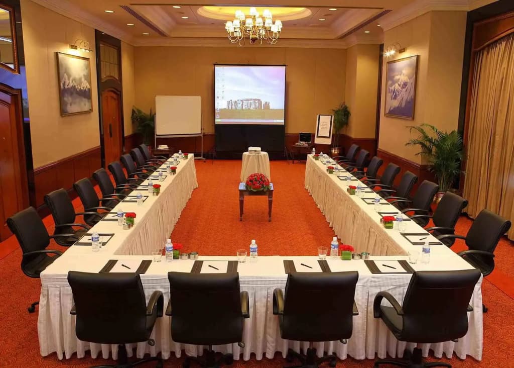 Eros Hotel New Delhi by IHG - photo 18