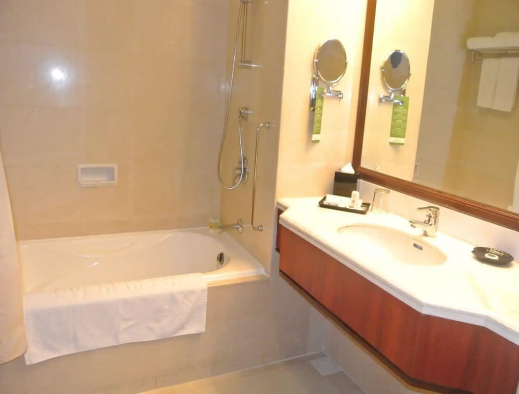 Gurney Bay Hotel, a PARKROYAL Hotel - photo 9