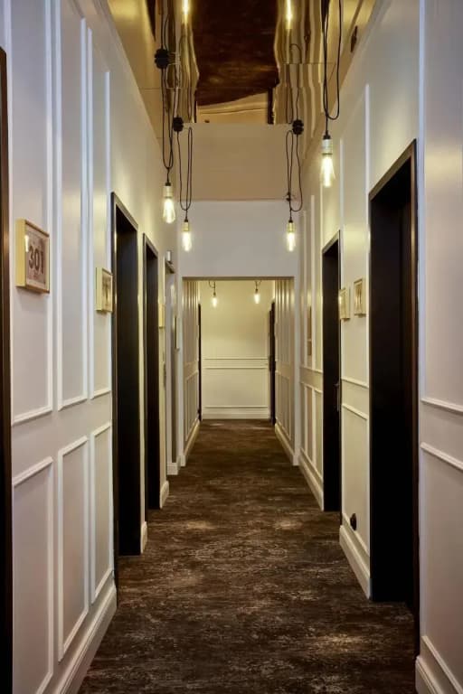 Sir Savigny Hotel - photo 18