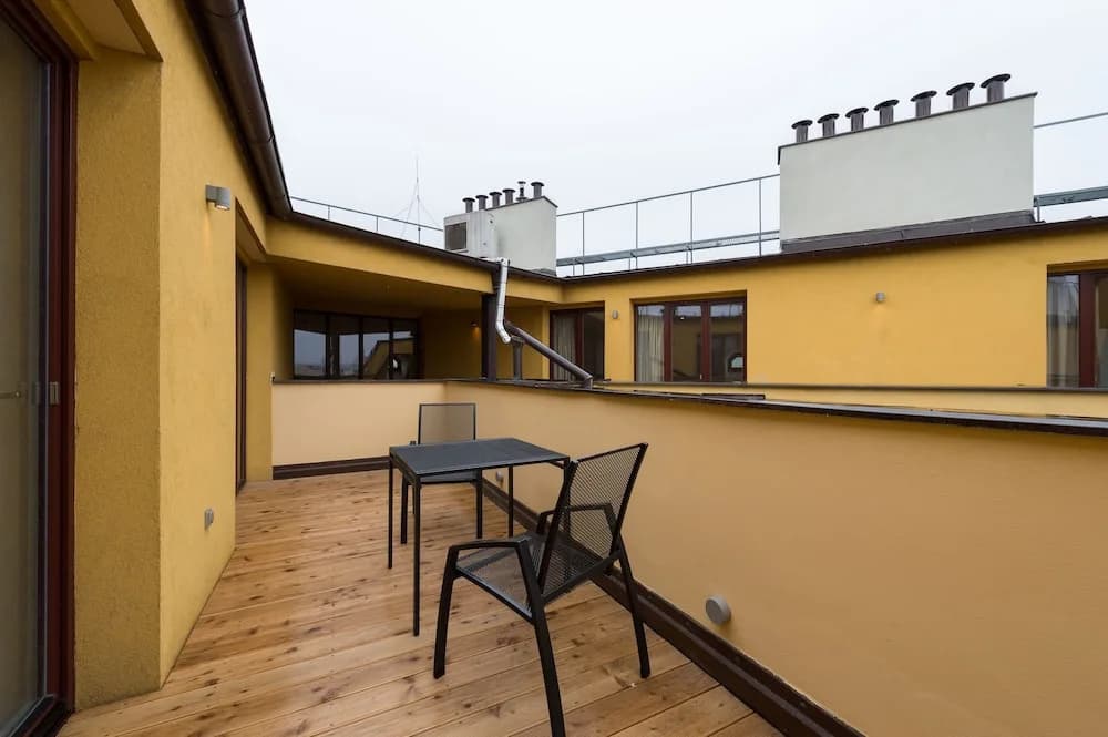 EMPIRENT New Town Apartments - main photo