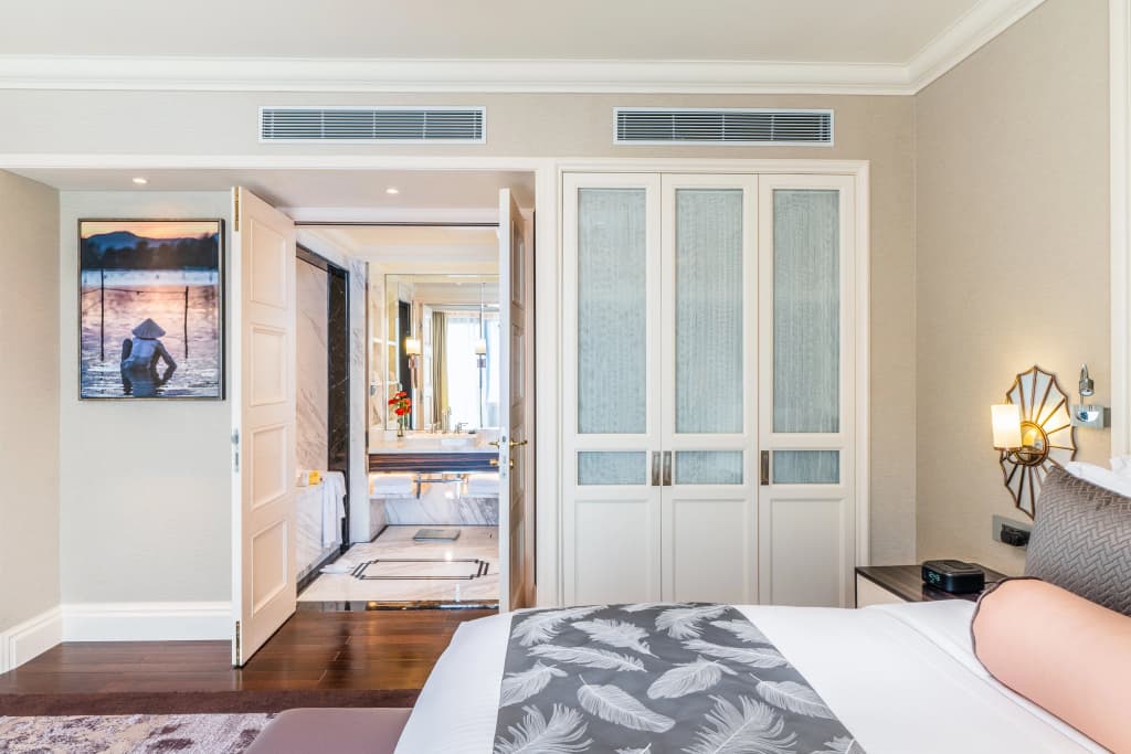 Caravelle Saigon Hotel - photo 16
