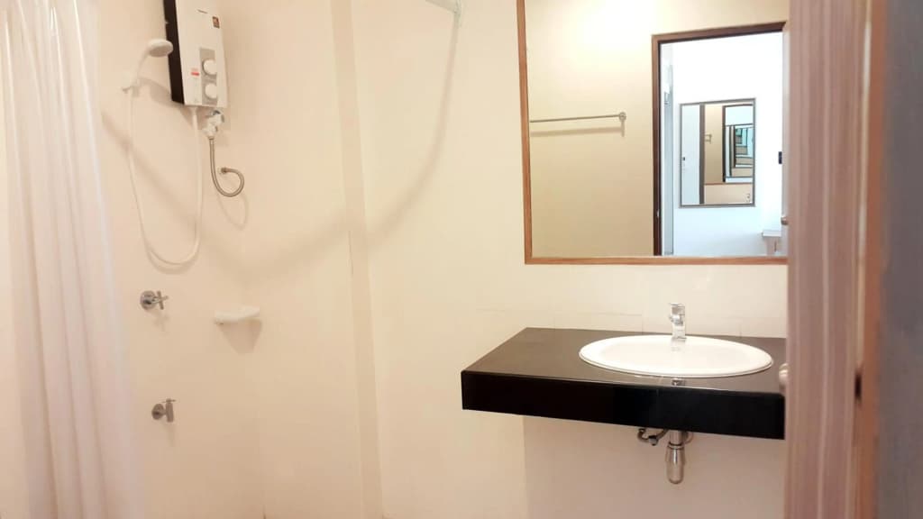 ZEN Rooms Don Chan - photo 9