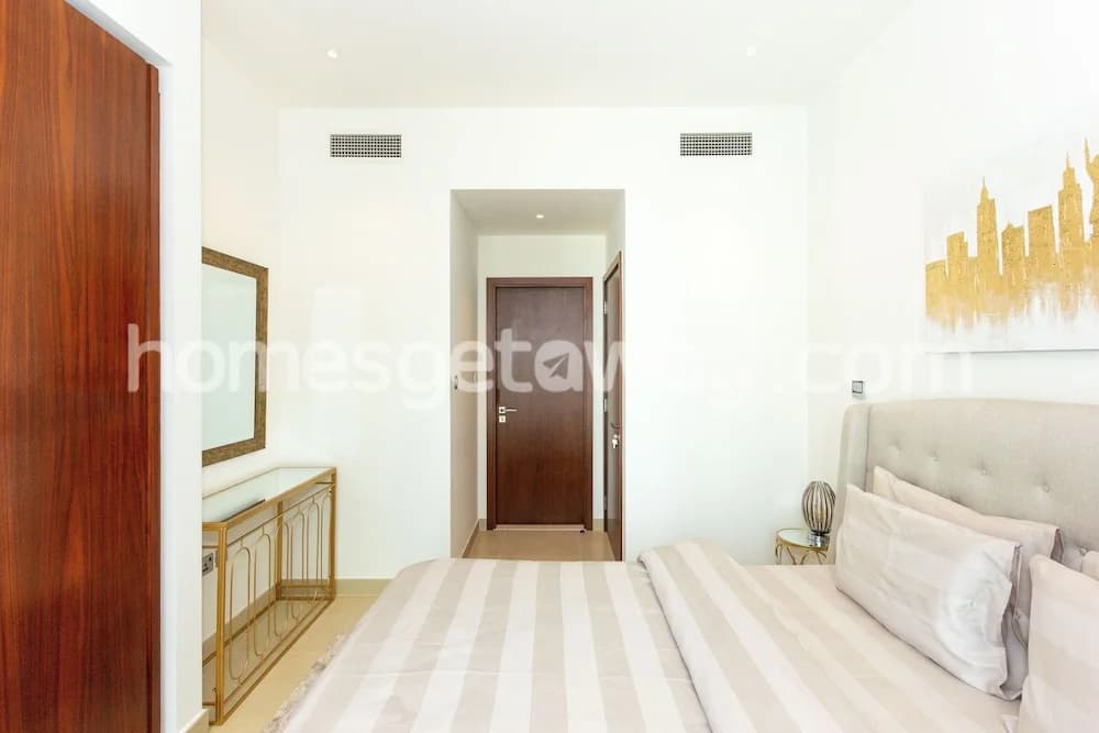 Homesgetaway- 2BR in Marina Gate Tower 2 - photo 2