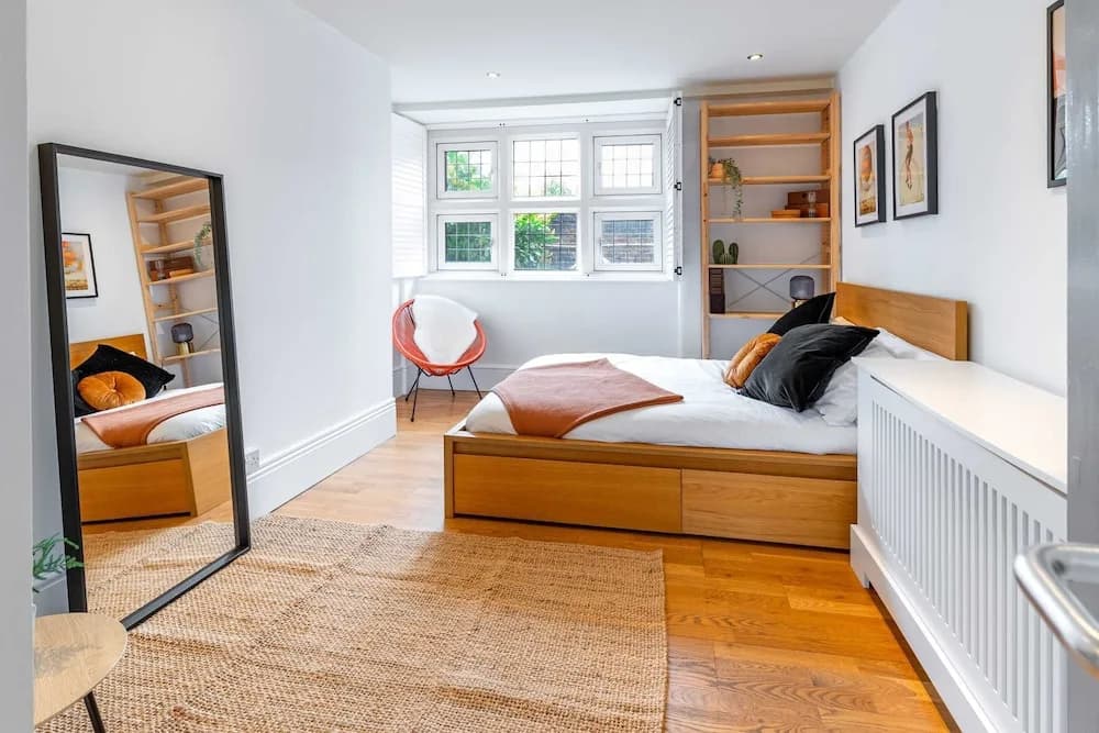 Extremely Rare Luxury Loft - photo 2